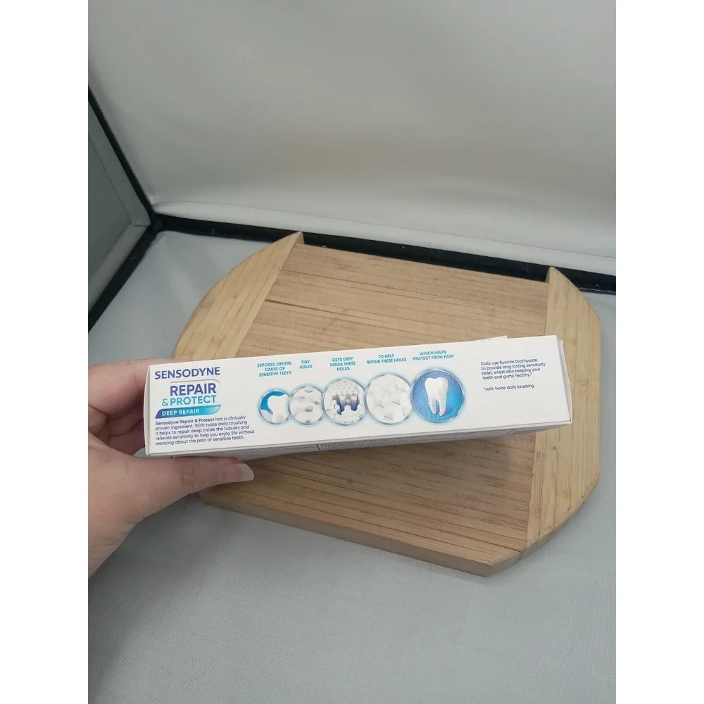 2 Sensodyne Repair & Protect Deep Repair Whitening Fluoride Toothpaste‎ (3.4 oz)